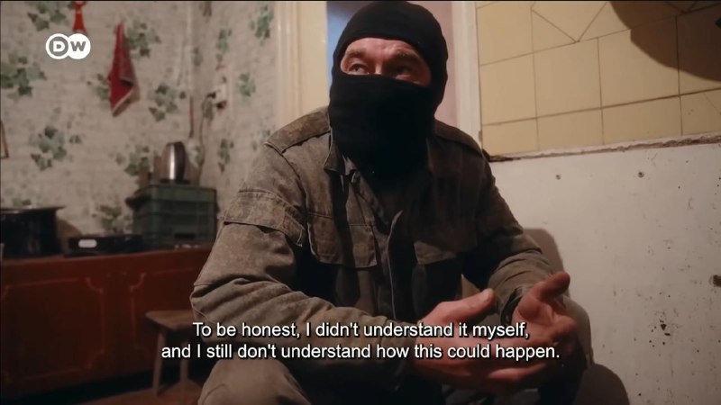 Russia's war in Ukraine: on Putin's front lines来自伦敦的记者 Sean Langan 选择了一个与众不同的方式报道乌克兰战争，他通过克里姆林的授权，于 2022 年 10 月随着俄罗斯军队一起深入顿巴斯战区